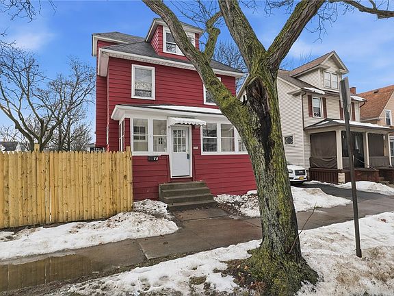 3rd image of 1271 North St