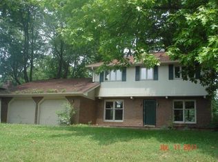 2608 Chesterfield Pl, Anderson, IN 46012