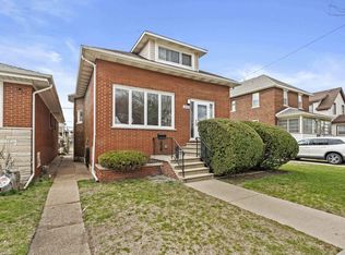 2034 Atchison Ave, Whiting, IN 46394