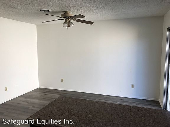 4th image of 8461 Heil Ave