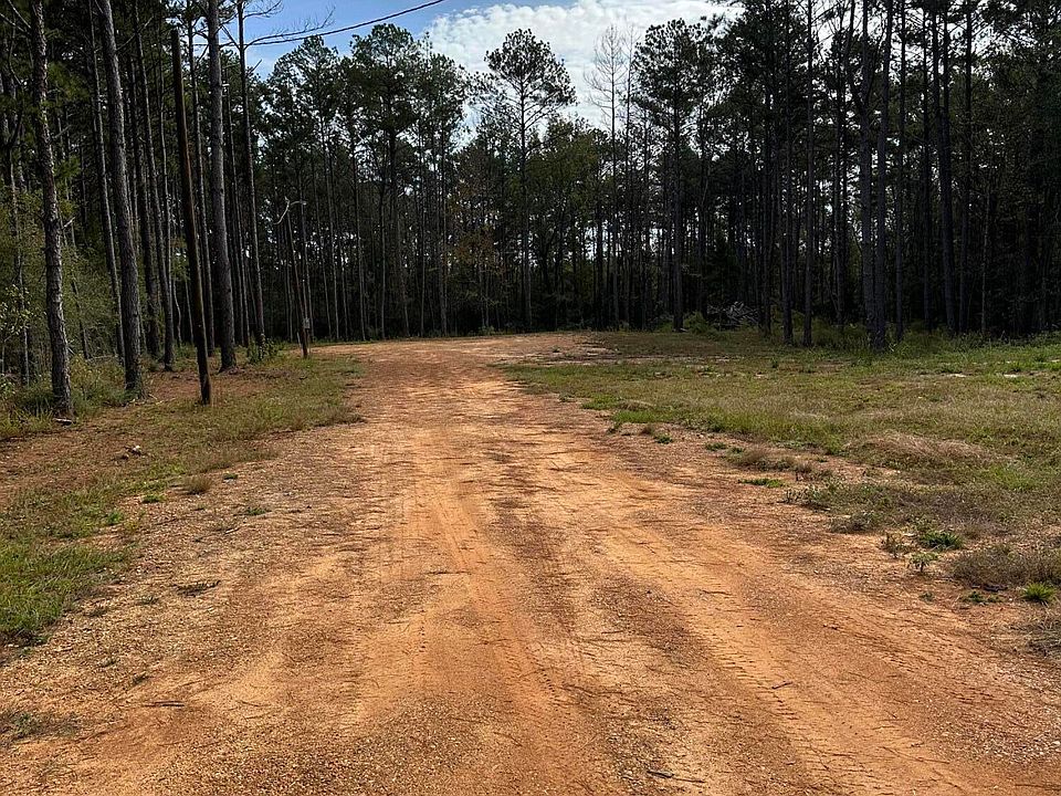 2nd image of 192 Lucas Warner Rd