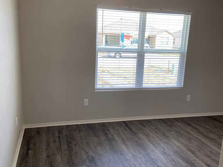 3817 Keeneland Dr — Photo 5