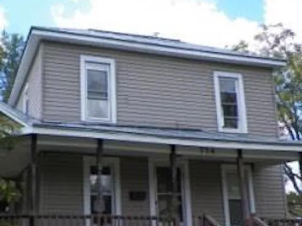 736 S Beeson Dr, Winchester, IN 47394