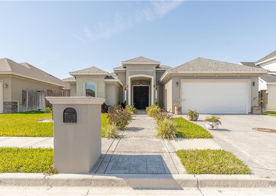 1st image of 2601 Tulipan Ave