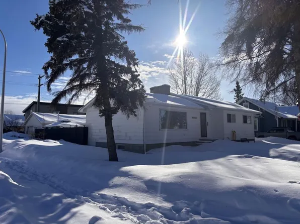 10515 W 102nd St, Grande Prairie, AB T8V 2W7