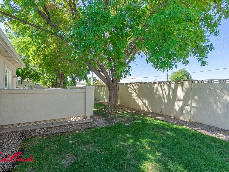 441 E Sunland Dr #6 — Photo 54