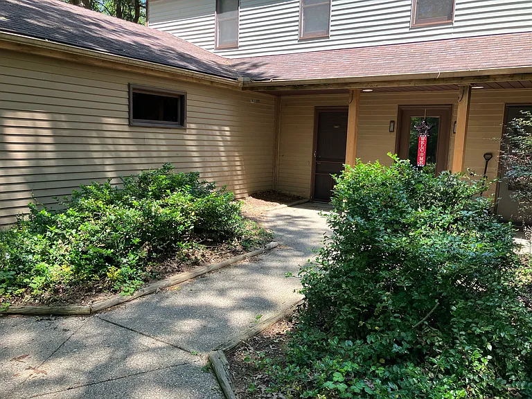 2716 Kragspough Ct — Photo 13