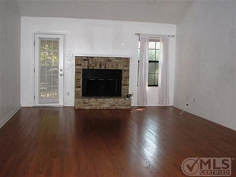 4th image of 2077 Sandcastle Dr