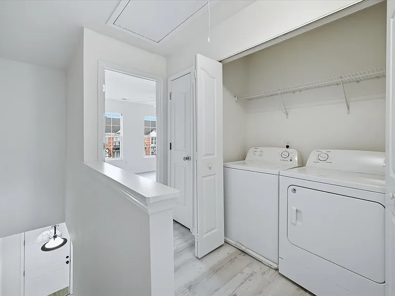 6928 Creft Cir — Photo 34