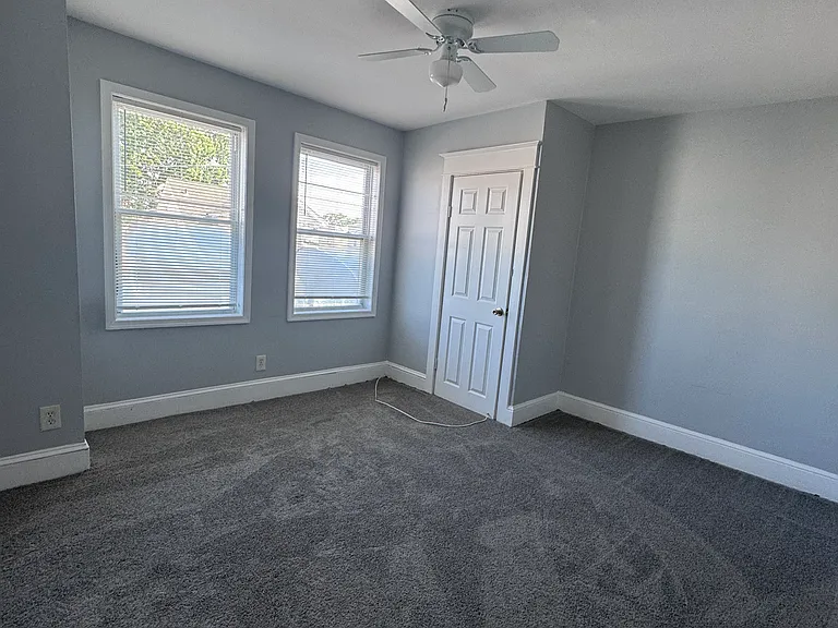 114 Harvey Ave — Photo 4
