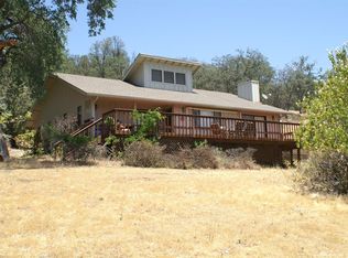 24370 Willow Pass Dr, Tehachapi, CA 93561