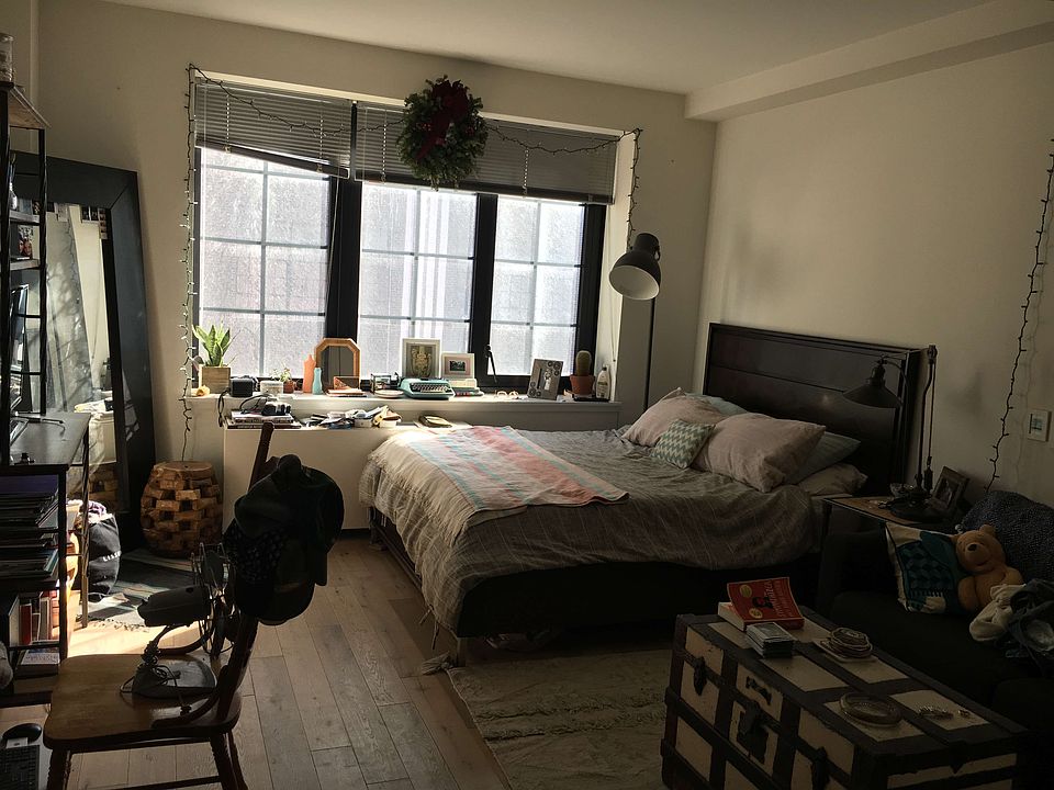 1st image of 4550 Pearson St APT 6L