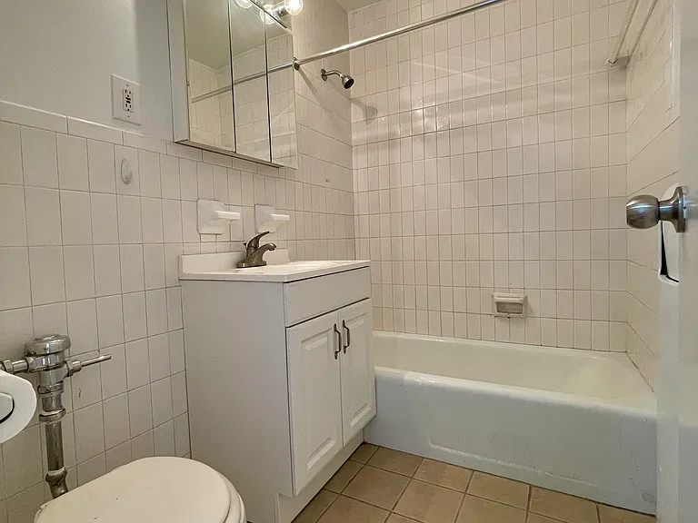 268 W 84th St #6B — Photo 4