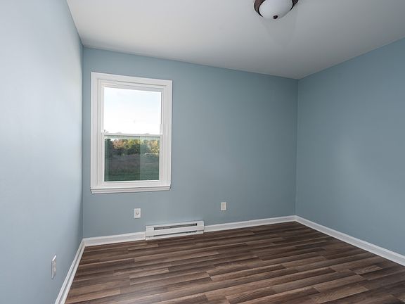 4th image of 817 E Lafayette St #835