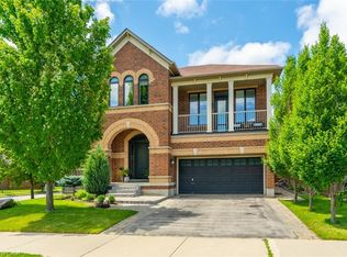 156 Nisbet Blvd, Hamilton, ON L8B 0S8