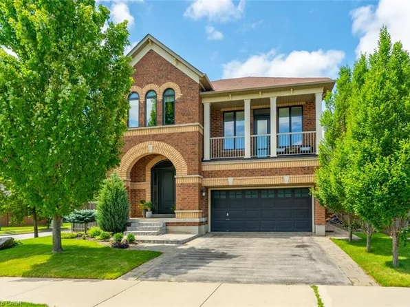 156 Nisbet Blvd, Hamilton, ON L8B 0S8
