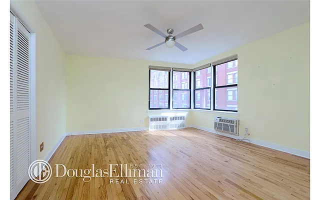 Rented by Douglas Elliman | media 8