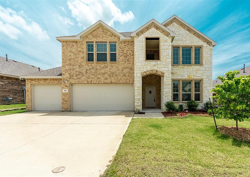 1st image of 578 McKenna Dr