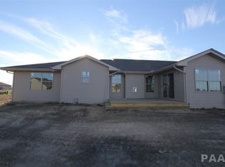 112 Tuscany Ct, Morton, IL 61550