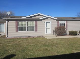 22450 S Remington Dr, Channahon, IL 60410