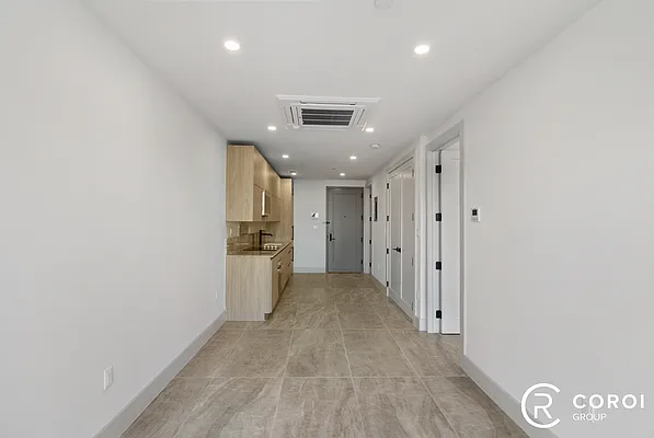 Rented by Coroi Corp | media 22