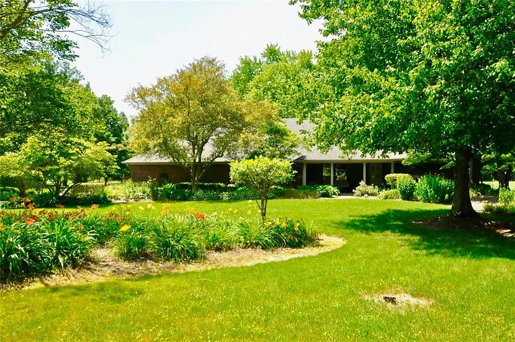 4505 E County Road 150 N photo 1