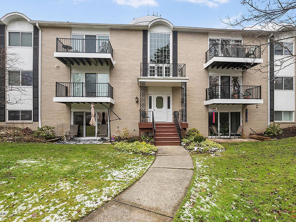 1st image of 2759 Leonard St NW APT D1