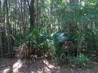 127 Daufuski Ln, Saint Simons Island, GA 31522