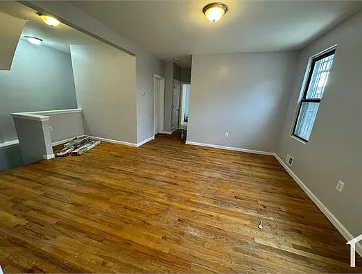 65 Hawkins St #3 — Photo 3