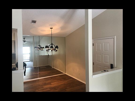 2nd image of 2201 Scenic Hwy APT L5