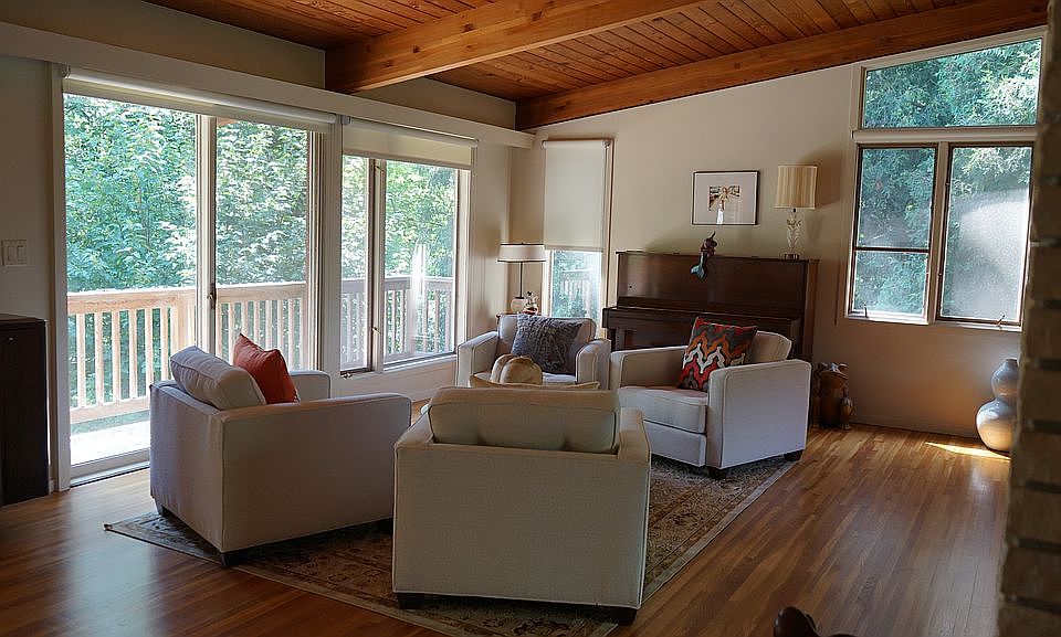1st image of 714 Maple Park Ct