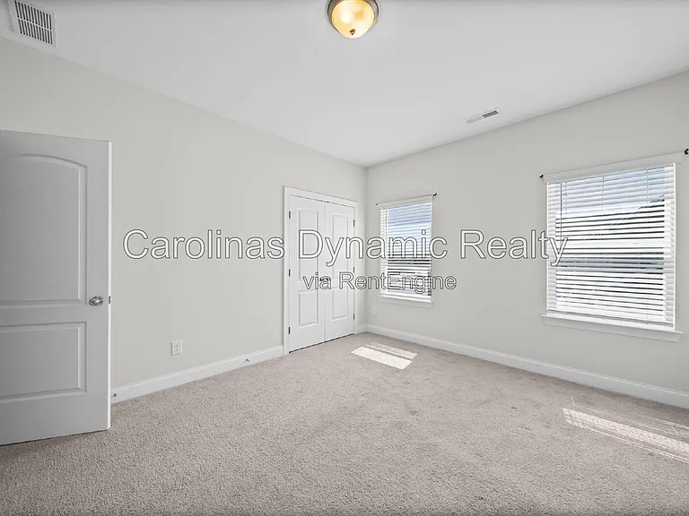1106 Cigar Ln — Photo 29