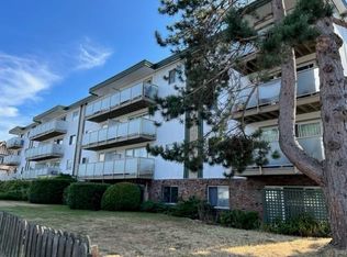 465 Niagara St #107, Victoria, BC V8V 1G9