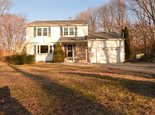 357 Station St, Coventry, RI 02816