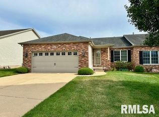 3208 Mackinaw Ln, Springfield, IL 62711