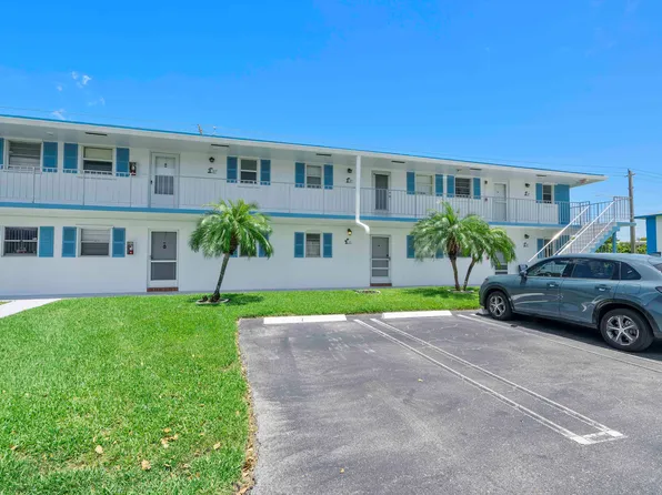 1115 Lake Terrace #111, Boynton Beach, FL 33426