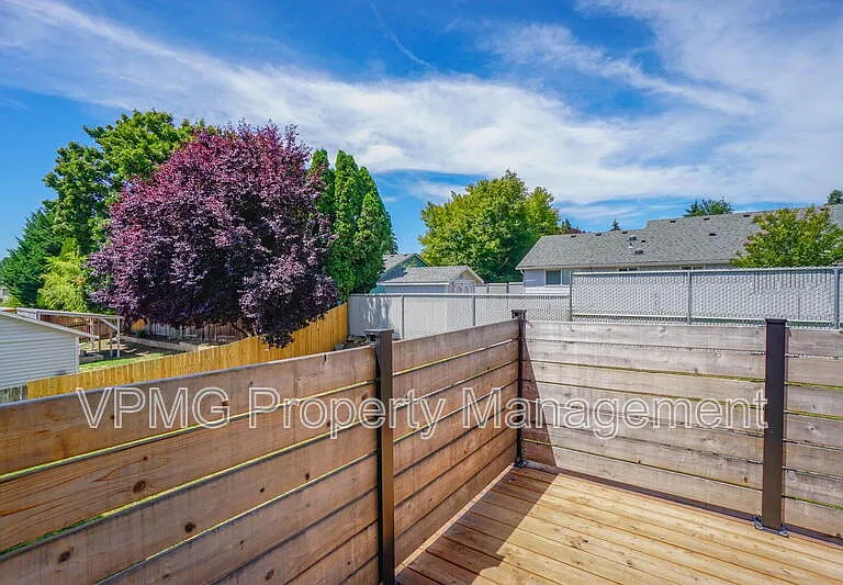 1708 NW 104th St — Photo 12