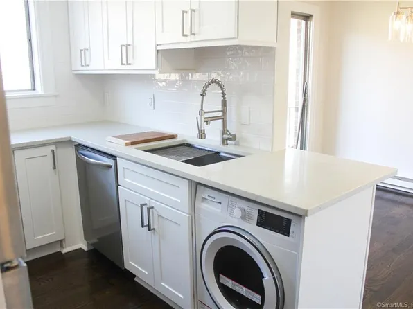 85 Acorn Street #85, Bridgeport, CT 06606
