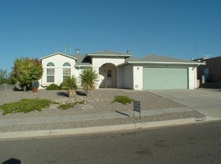 6680 Augusta Hills Dr NE, Rio Rancho, NM 87144