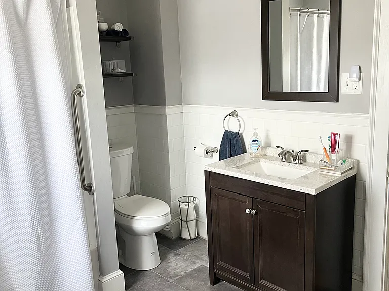 195 Dana Ave — Photo 13