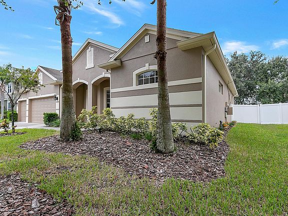 3rd image of 7149 Winding Lake Cir