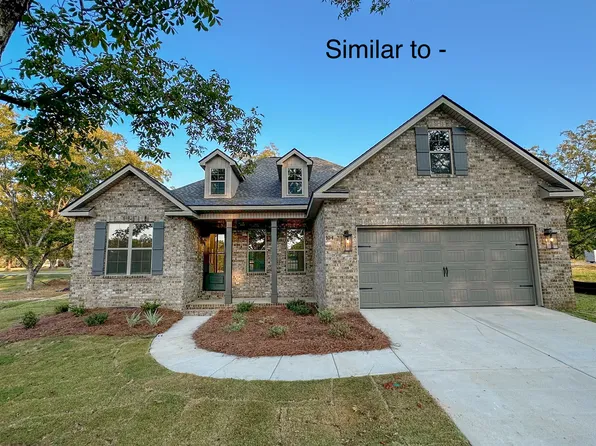 120 Champagne Dr, Perry, GA 31069