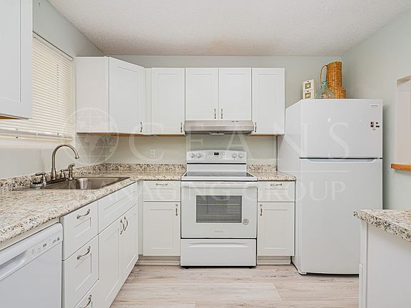 4th image of 2711 N Halifax Ave APT 291