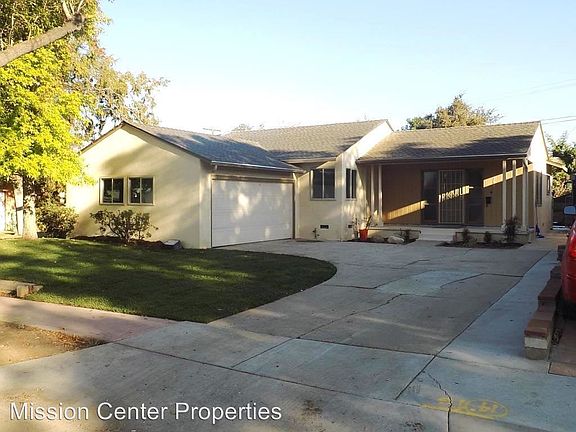3rd image of 5268 Kalmia St