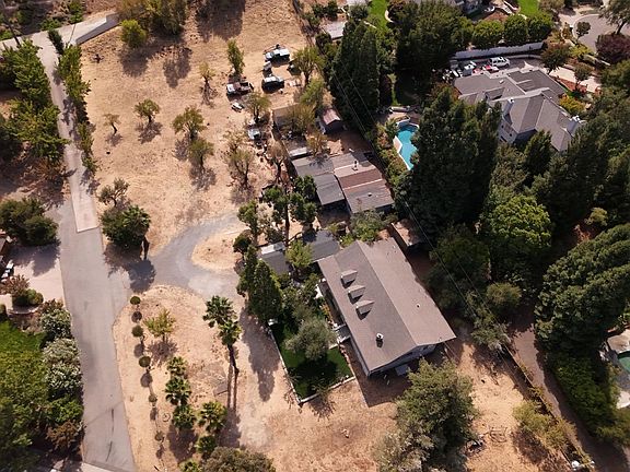 3rd image of 18197 Llagas Creek Dr