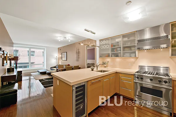 Sold by BLU Real Estate | media 2