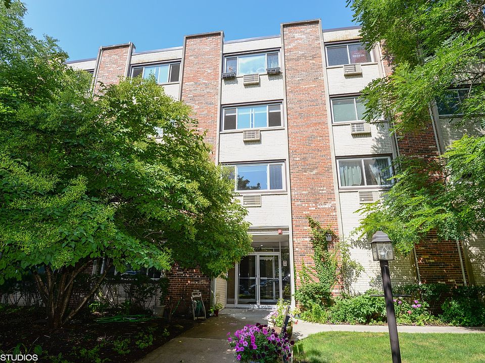 1st image of 1234 Elmwood Ave APT 3E