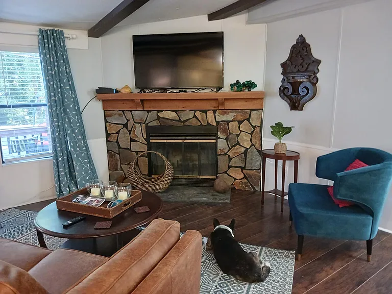 6300 Reives Rd — Photo 4