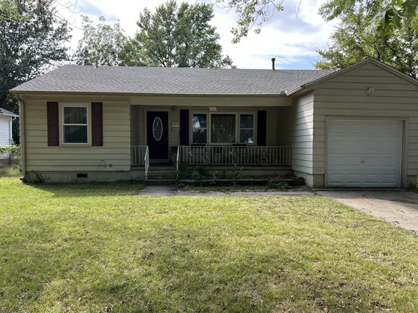1221 B St NE, Miami, OK 74354