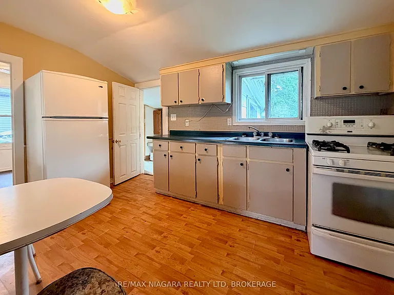 4103 Dyson Ave — Photo 11
